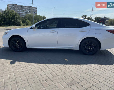 Білий Лексус ЕС, об'ємом двигуна 2.49 л та пробігом 247 тис. км за 15800 $, фото 6 на Automoto.ua