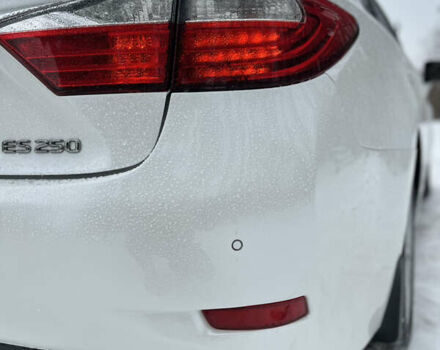 Белый Лексус ЕС, объемом двигателя 2.5 л и пробегом 199 тыс. км за 15199 $, фото 4 на Automoto.ua