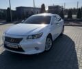 Белый Лексус ЕС, объемом двигателя 0 л и пробегом 180 тыс. км за 15250 $, фото 3 на Automoto.ua