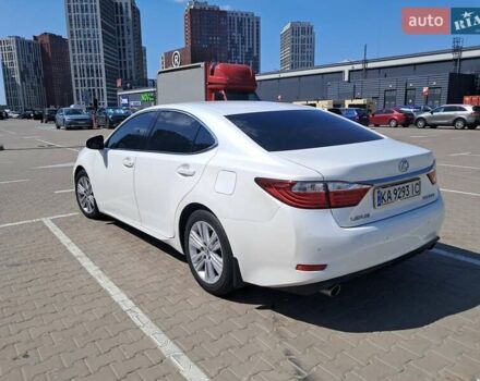 Белый Лексус ЕС, объемом двигателя 2.49 л и пробегом 195 тыс. км за 15500 $, фото 12 на Automoto.ua