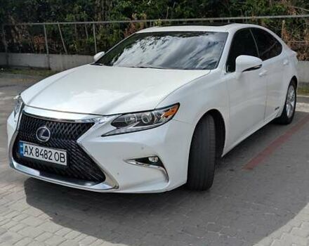 Белый Лексус ЕС, объемом двигателя 2.49 л и пробегом 188 тыс. км за 16500 $, фото 1 на Automoto.ua