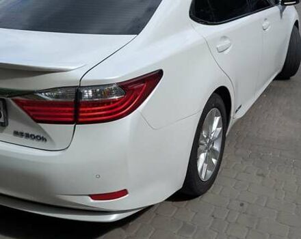 Белый Лексус ЕС, объемом двигателя 2.49 л и пробегом 188 тыс. км за 16500 $, фото 2 на Automoto.ua