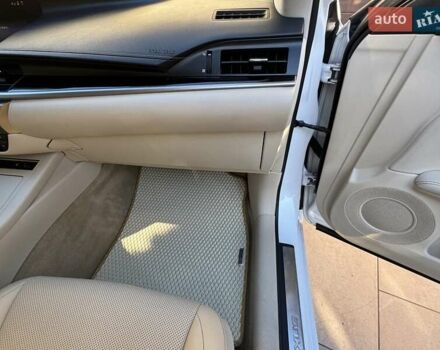 Белый Лексус ЕС, объемом двигателя 2.49 л и пробегом 123 тыс. км за 23700 $, фото 7 на Automoto.ua
