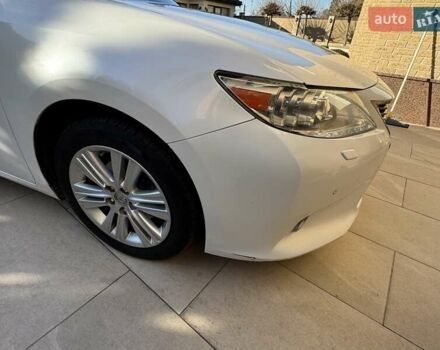 Белый Лексус ЕС, объемом двигателя 2.49 л и пробегом 123 тыс. км за 22300 $, фото 4 на Automoto.ua