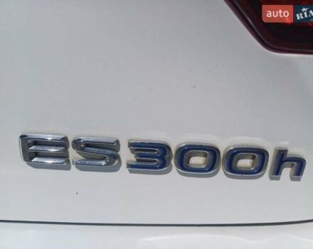 Белый Лексус ЕС, объемом двигателя 2.49 л и пробегом 127 тыс. км за 19899 $, фото 1 на Automoto.ua