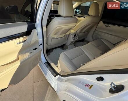 Белый Лексус ЕС, объемом двигателя 2.49 л и пробегом 123 тыс. км за 23700 $, фото 16 на Automoto.ua