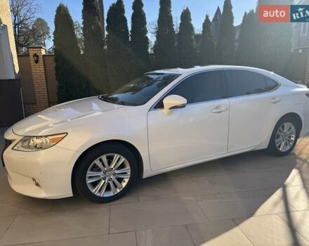 Белый Лексус ЕС, объемом двигателя 2.49 л и пробегом 123 тыс. км за 23700 $, фото 1 на Automoto.ua