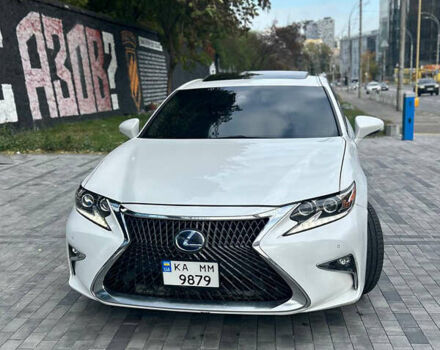 Білий Лексус ЕС, об'ємом двигуна 2.5 л та пробігом 175 тис. км за 22500 $, фото 1 на Automoto.ua