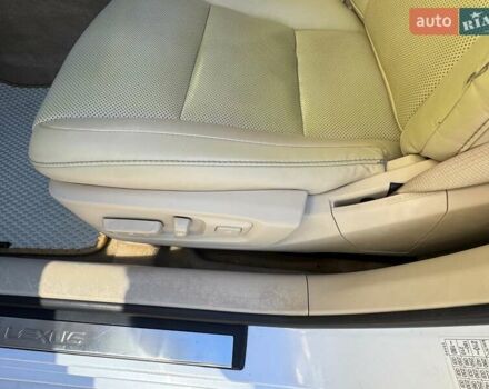Белый Лексус ЕС, объемом двигателя 2.49 л и пробегом 123 тыс. км за 22300 $, фото 18 на Automoto.ua