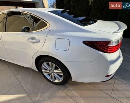 Белый Лексус ЕС, объемом двигателя 2.49 л и пробегом 123 тыс. км за 23700 $, фото 14 на Automoto.ua