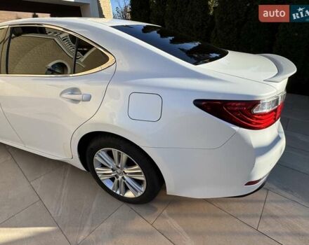 Белый Лексус ЕС, объемом двигателя 2.49 л и пробегом 123 тыс. км за 22300 $, фото 17 на Automoto.ua