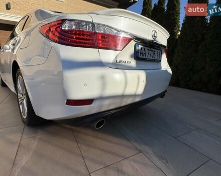Белый Лексус ЕС, объемом двигателя 2.49 л и пробегом 123 тыс. км за 23700 $, фото 13 на Automoto.ua