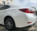 Белый Лексус ЕС, объемом двигателя 3.46 л и пробегом 200 тыс. км за 21999 $, фото 6 на Automoto.ua