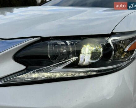 Білий Лексус ЕС, об'ємом двигуна 3.5 л та пробігом 140 тис. км за 22500 $, фото 4 на Automoto.ua