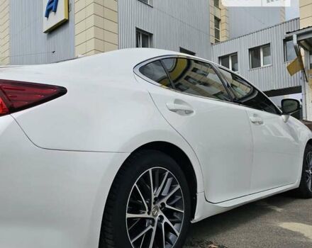 Белый Лексус ЕС, объемом двигателя 3.46 л и пробегом 200 тыс. км за 21999 $, фото 6 на Automoto.ua