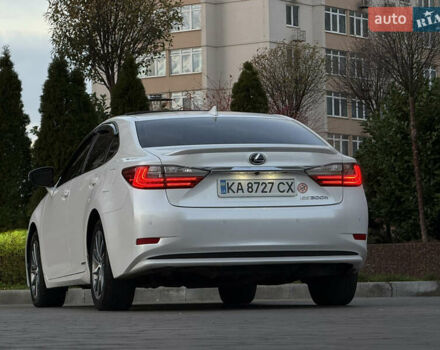Белый Лексус ЕС, объемом двигателя 2.5 л и пробегом 172 тыс. км за 25000 $, фото 9 на Automoto.ua