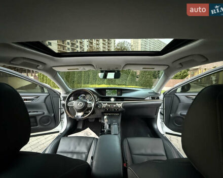 Белый Лексус ЕС, объемом двигателя 2.5 л и пробегом 172 тыс. км за 25000 $, фото 20 на Automoto.ua