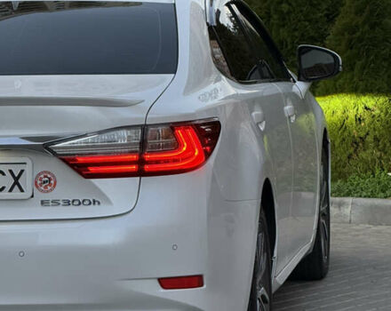 Белый Лексус ЕС, объемом двигателя 2.5 л и пробегом 172 тыс. км за 25000 $, фото 19 на Automoto.ua