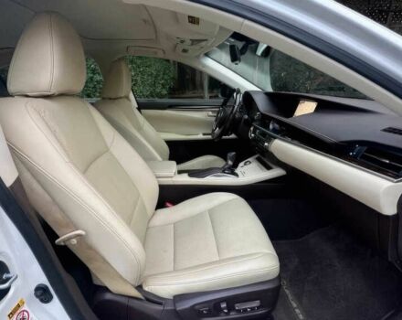 Белый Лексус ЕС, объемом двигателя 3.5 л и пробегом 78 тыс. км за 4300 $, фото 10 на Automoto.ua