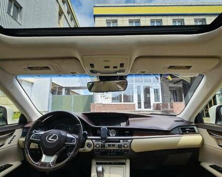 Белый Лексус ЕС, объемом двигателя 3.46 л и пробегом 200 тыс. км за 21999 $, фото 24 на Automoto.ua