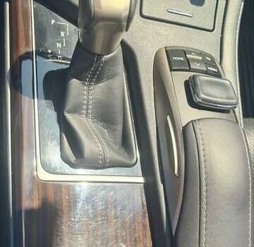 Белый Лексус ЕС, объемом двигателя 2.49 л и пробегом 82 тыс. км за 28800 $, фото 27 на Automoto.ua