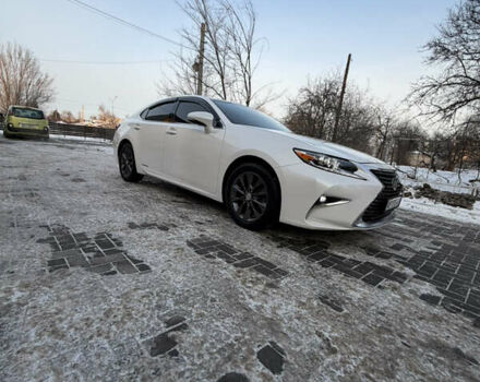 Белый Лексус ЕС, объемом двигателя 2.49 л и пробегом 125 тыс. км за 24000 $, фото 2 на Automoto.ua