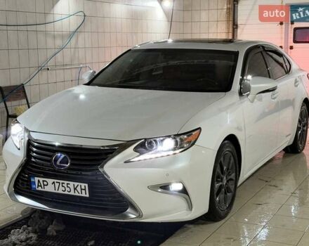 Белый Лексус ЕС, объемом двигателя 2.5 л и пробегом 150 тыс. км за 22900 $, фото 2 на Automoto.ua