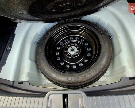 Белый Лексус ЕС, объемом двигателя 2.5 л и пробегом 128 тыс. км за 28000 $, фото 34 на Automoto.ua