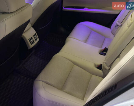 Белый Лексус ЕС, объемом двигателя 2.5 л и пробегом 100 тыс. км за 29700 $, фото 17 на Automoto.ua