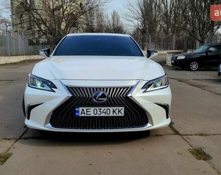 Белый Лексус ЕС, объемом двигателя 2.5 л и пробегом 113 тыс. км за 29999 $, фото 1 на Automoto.ua