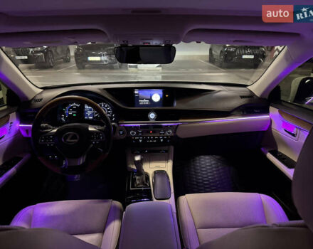 Белый Лексус ЕС, объемом двигателя 2.5 л и пробегом 100 тыс. км за 29700 $, фото 24 на Automoto.ua