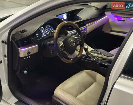 Белый Лексус ЕС, объемом двигателя 2.5 л и пробегом 100 тыс. км за 29700 $, фото 14 на Automoto.ua