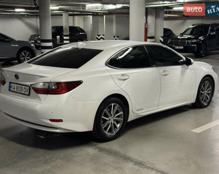 Белый Лексус ЕС, объемом двигателя 2.5 л и пробегом 100 тыс. км за 29700 $, фото 5 на Automoto.ua