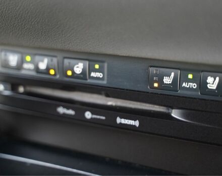 Белый Лексус ЕС, объемом двигателя 3.5 л и пробегом 86 тыс. км за 34000 $, фото 16 на Automoto.ua