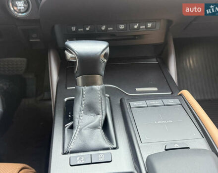 Белый Лексус ЕС, объемом двигателя 2.5 л и пробегом 54 тыс. км за 35000 $, фото 16 на Automoto.ua