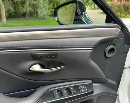 Белый Лексус ЕС, объемом двигателя 3.5 л и пробегом 59 тыс. км за 19700 $, фото 21 на Automoto.ua