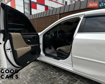 Білий Лексус ЕС, об'ємом двигуна 2.49 л та пробігом 73 тис. км за 43500 $, фото 21 на Automoto.ua