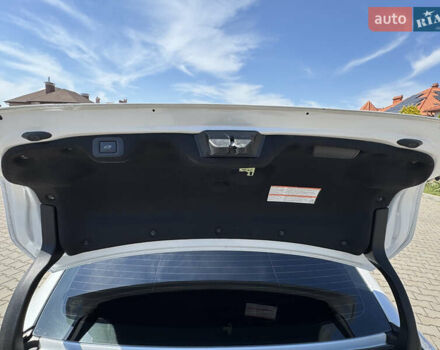 Белый Лексус ЕС, объемом двигателя 2.49 л и пробегом 73 тыс. км за 40500 $, фото 36 на Automoto.ua