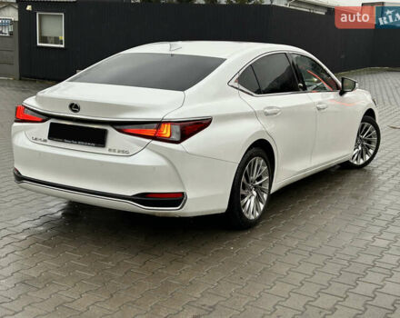 Белый Лексус ЕС, объемом двигателя 2.49 л и пробегом 51 тыс. км за 41900 $, фото 18 на Automoto.ua