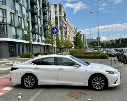 Белый Лексус ЕС, объемом двигателя 2.49 л и пробегом 22 тыс. км за 37800 $, фото 5 на Automoto.ua