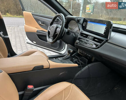 Белый Лексус ЕС, объемом двигателя 2.49 л и пробегом 51 тыс. км за 41900 $, фото 31 на Automoto.ua