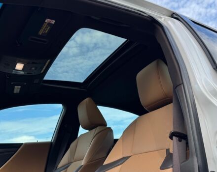 Білий Лексус ЕС, об'ємом двигуна 2.5 л та пробігом 77 тис. км за 39500 $, фото 9 на Automoto.ua