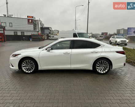 Белый Лексус ЕС, объемом двигателя 2.49 л и пробегом 51 тыс. км за 41900 $, фото 3 на Automoto.ua