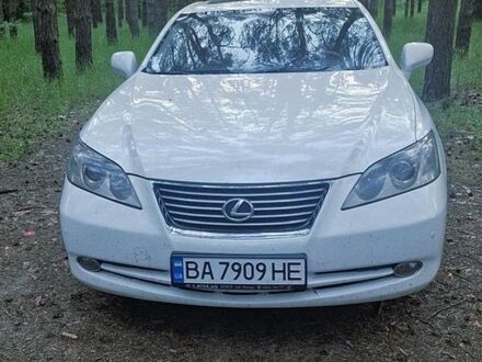 Белый Лексус ЕС, объемом двигателя 3.46 л и пробегом 282 тыс. км за 9500 $, фото 1 на Automoto.ua