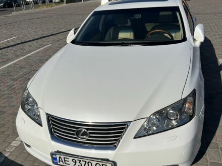 Лексус ЕС 2007 в Киеве на Automoto.ua Белый Лексус ЕС, объемом двигателя 3.5 л и пробегом 220 тыс. км за 16000 $, фото 1 на Automoto.ua