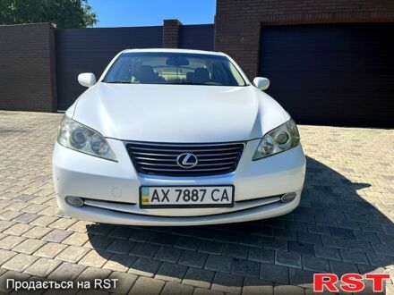 Белый Лексус ЕС, объемом двигателя 3.5 л и пробегом 221 тыс. км за 9300 $, фото 1 на Automoto.ua