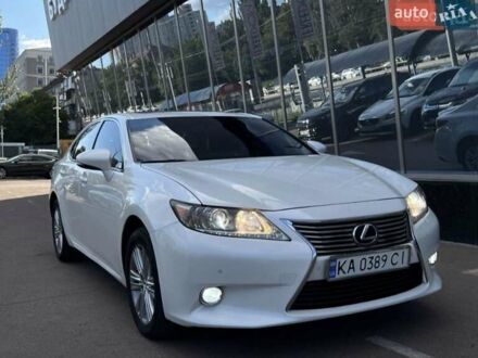 Белый Лексус ЕС, объемом двигателя 3.46 л и пробегом 149 тыс. км за 16700 $, фото 1 на Automoto.ua