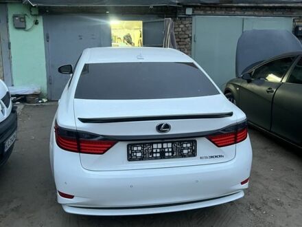 Белый Лексус ЕС, объемом двигателя 2.5 л и пробегом 150 тыс. км за 9000 $, фото 1 на Automoto.ua