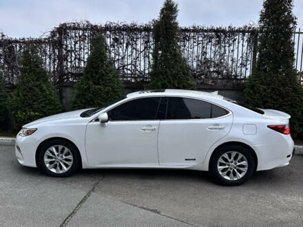 Білий Лексус ЕС, об'ємом двигуна 2.49 л та пробігом 228 тис. км за 17300 $, фото 1 на Automoto.ua