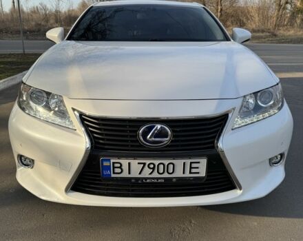 Белый Лексус ЕС, объемом двигателя 2.5 л и пробегом 172 тыс. км за 17800 $, фото 1 на Automoto.ua